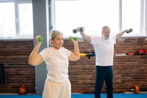 Idoso pode fazer musculação com segurança?